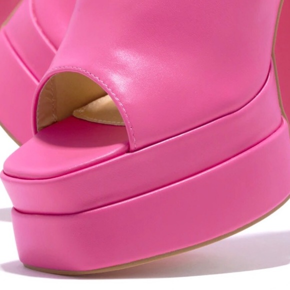 !! NEW !! Platform Block Heel Mules in Pink - Picture 4 of 9